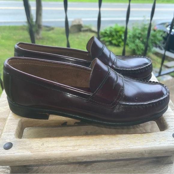 GH Bass & Co Penny Loafers Mens 9.5M Weejuns Wine Genuine Leather Shoes Slip-On - Picture 6 of 11